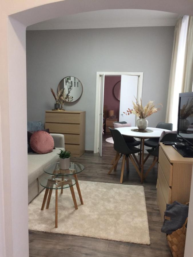 Apartament Magnolia Apartman Sopron Zewnętrze zdjęcie